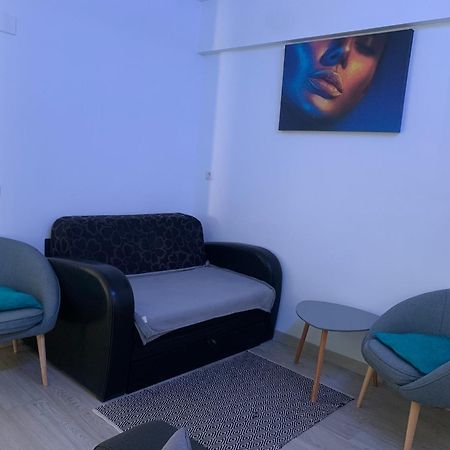 Black&White Suites كرايوفا المظهر الخارجي الصورة