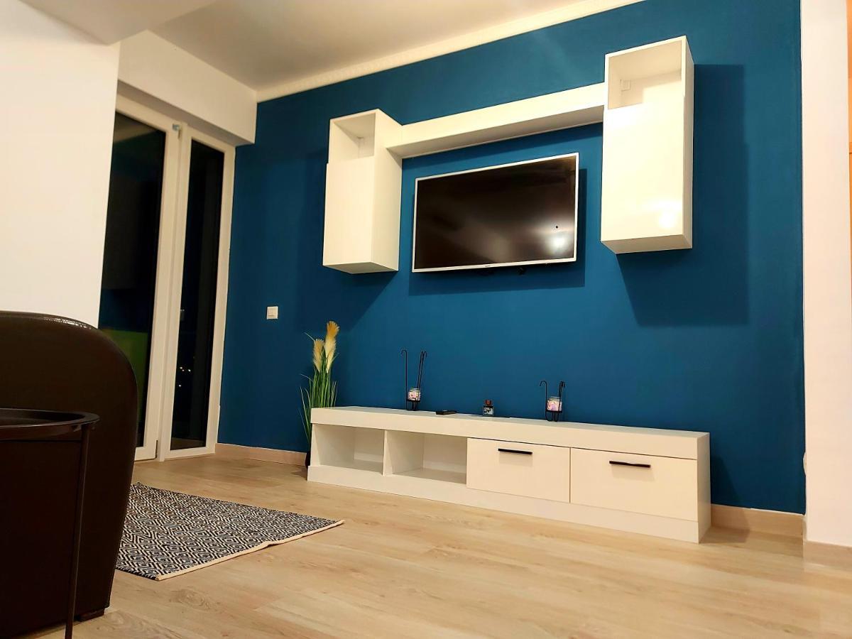 Black&White Suites كرايوفا المظهر الخارجي الصورة